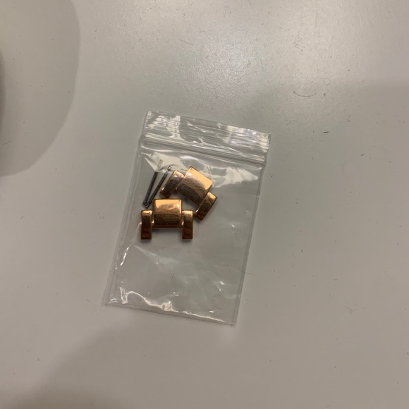 Rose Gold Guess Watch - Picture 3 of 7